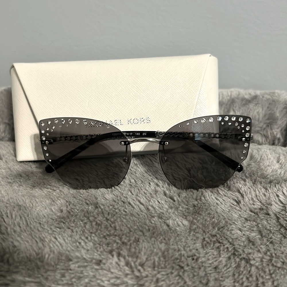 NWOT Michael Kors Anton rhinestone cat eye sunglasses